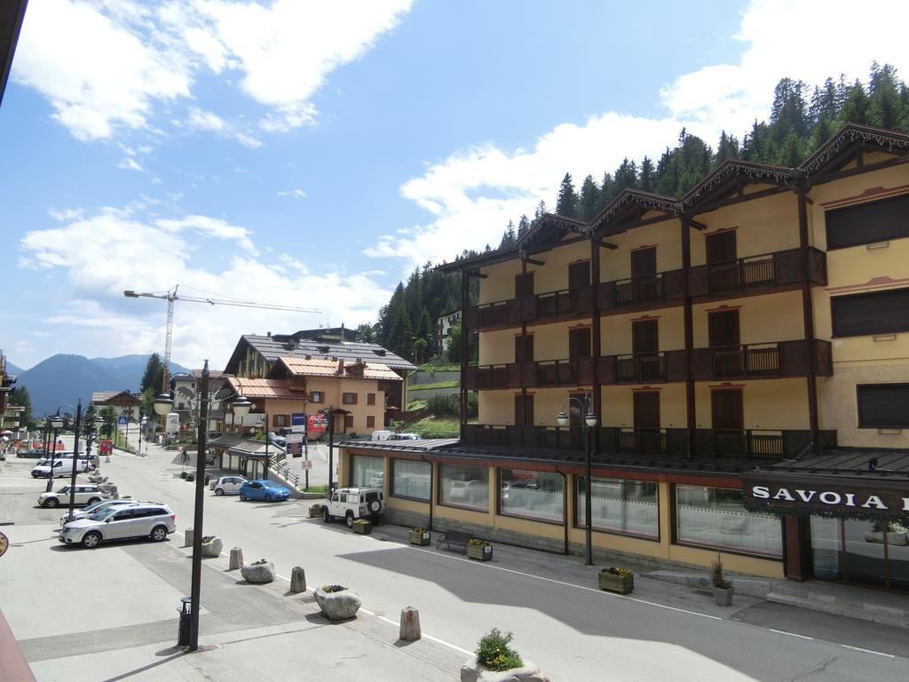 Alberti Casa Maturi Apartment Madonna di Campiglio Bilik gambar