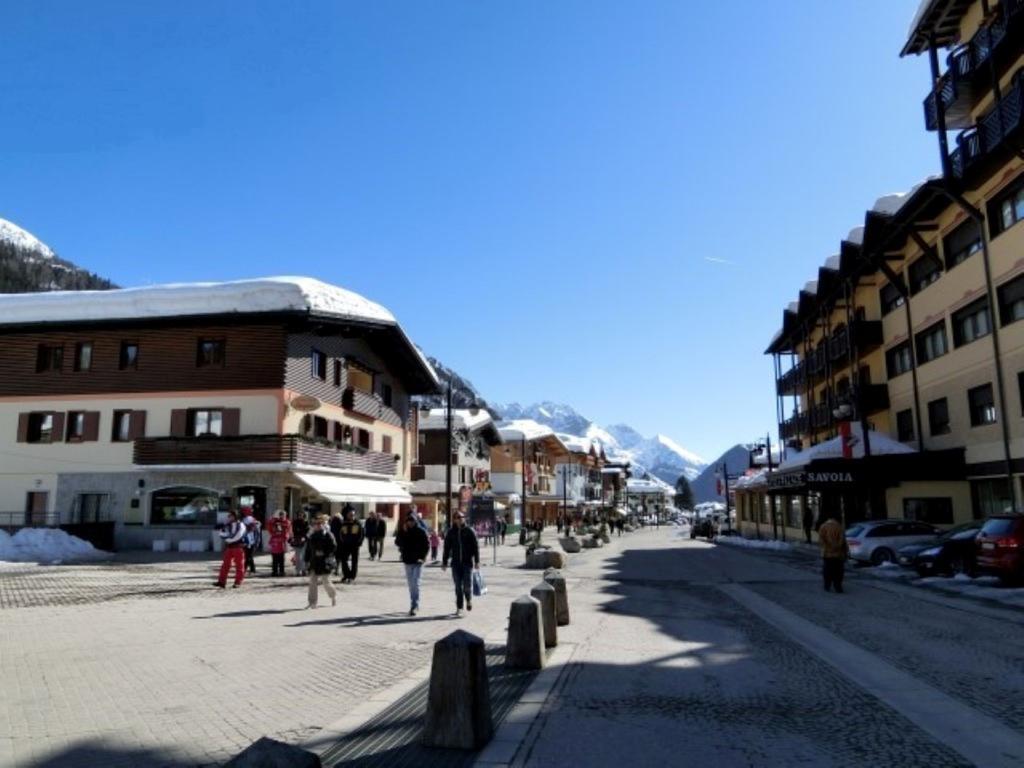 Alberti Casa Maturi Apartment Madonna di Campiglio Luaran gambar